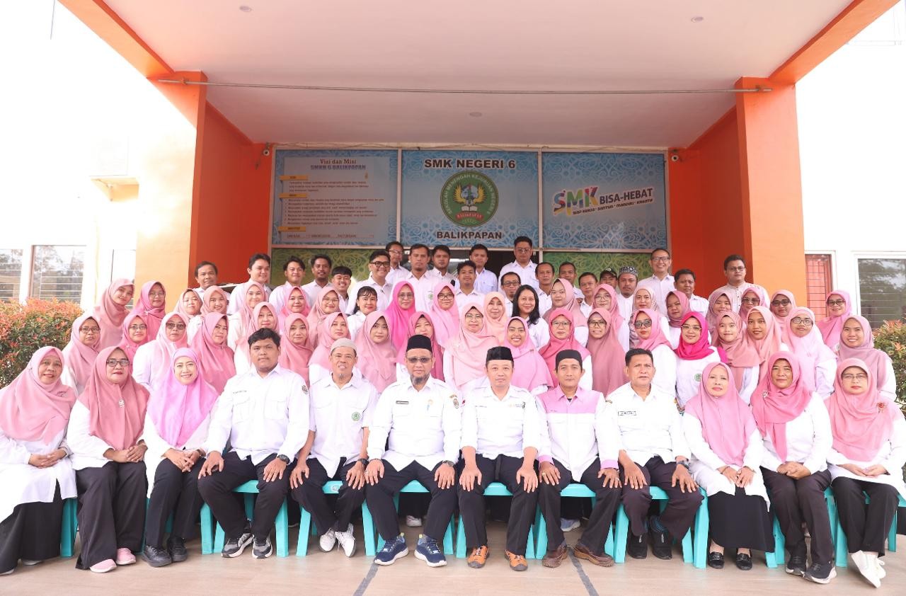 $rows[judul]